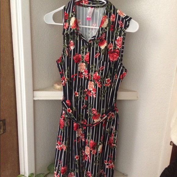 Dress - Picture 1 of 1